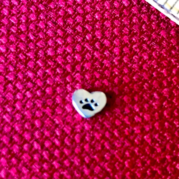 ~ "Love my Dog" Heart/Paw Charm (Origami Owl) - Picture 2 of 2